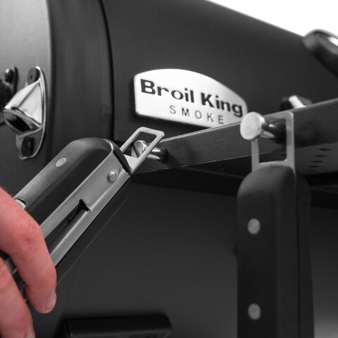 Broil King Smoke 500 Off-set smoker - image 7