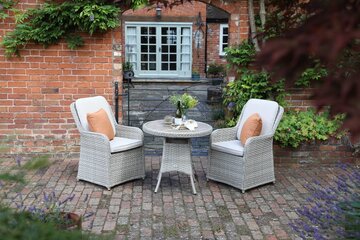 Hemsby 2 Seat 80cm Round Bistro Set